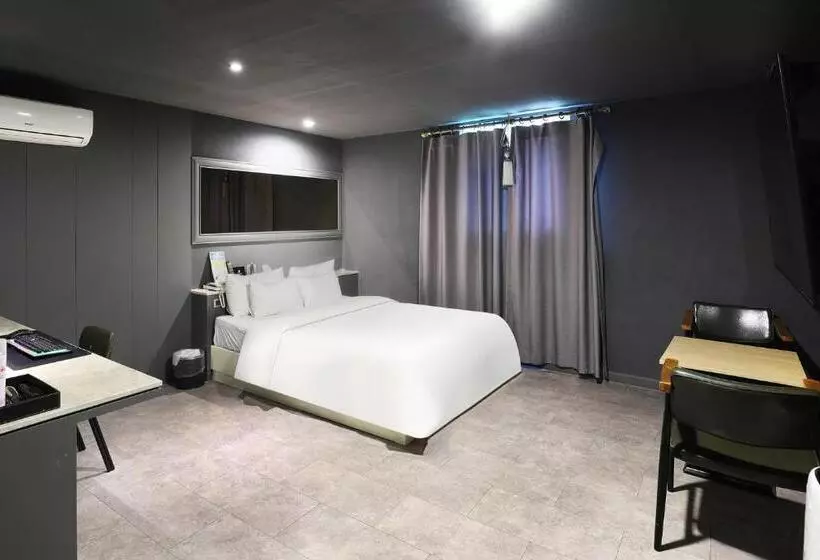 Hotelli Pyeongtaek Moon