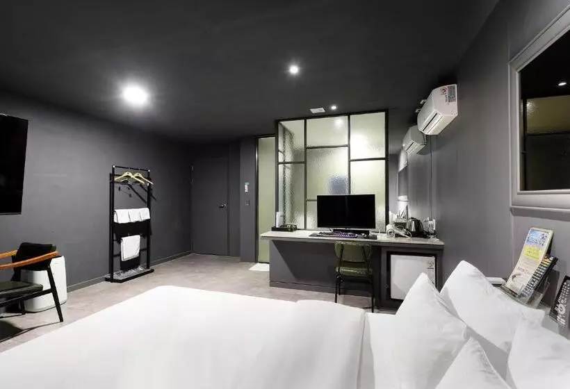 Hotelli Pyeongtaek Moon