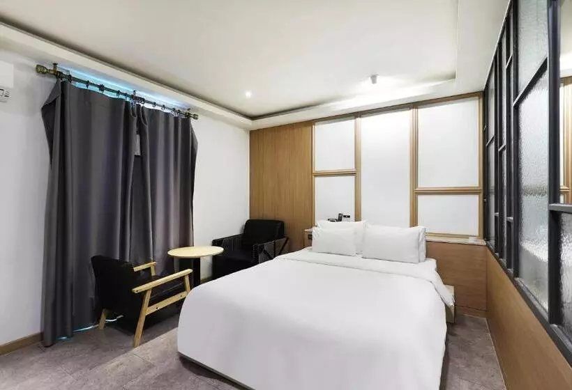 Hotelli Pyeongtaek Moon