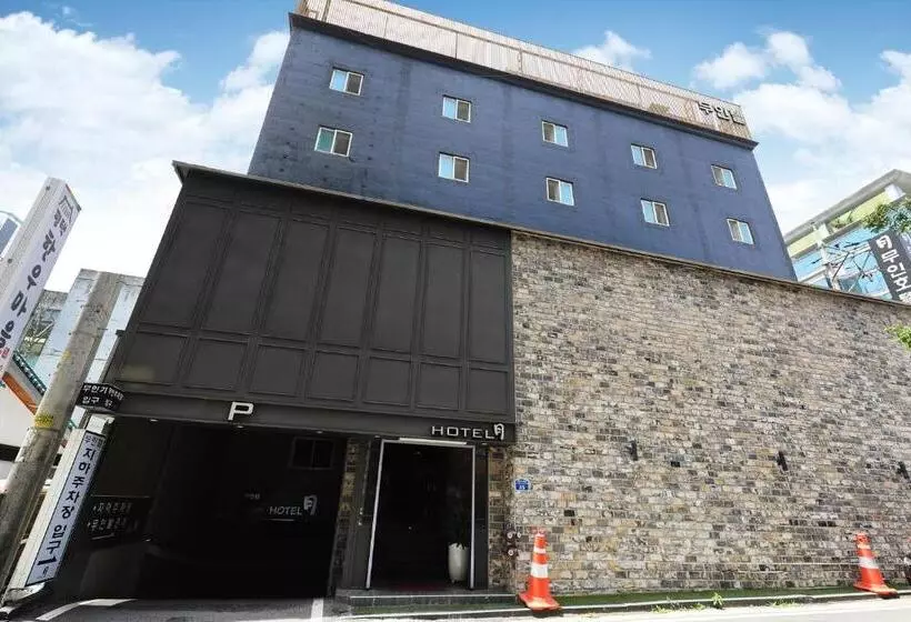 Hotelli Pyeongtaek Moon