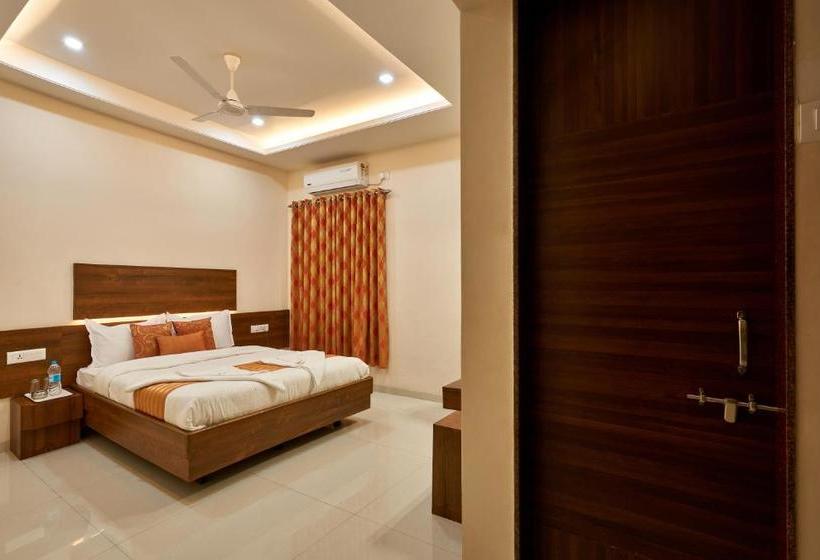 בית מלון כפרי Rajpurush