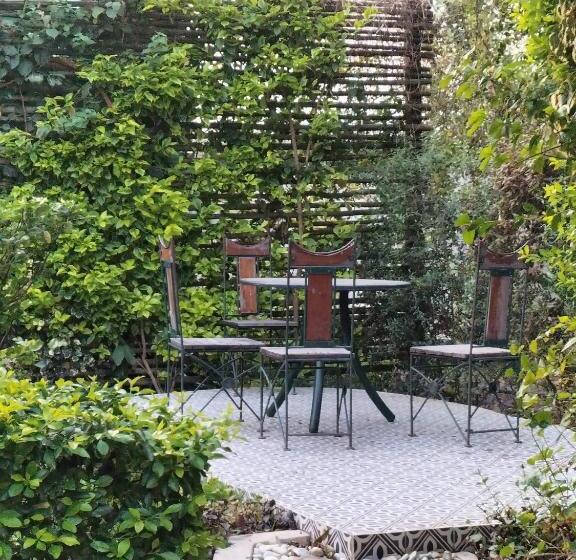 پانسیون Sunbirds Chobe