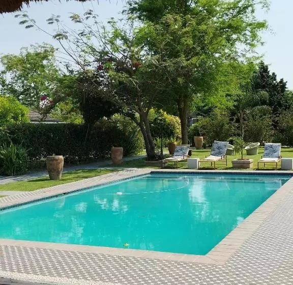 پانسیون Sunbirds Chobe