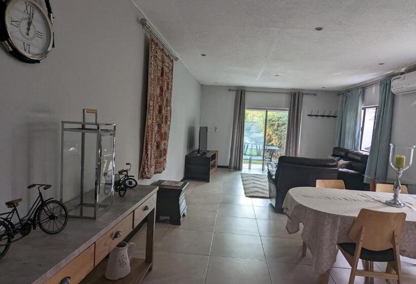 پانسیون Sunbirds Chobe