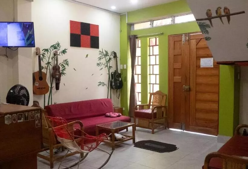 Moicca Youth Hostel