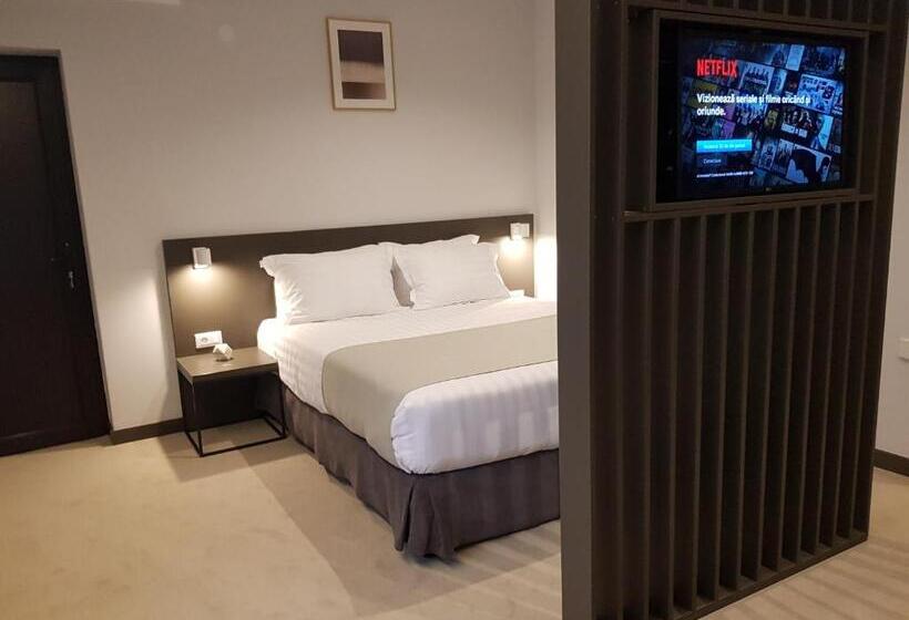 هتل Novo Boutique