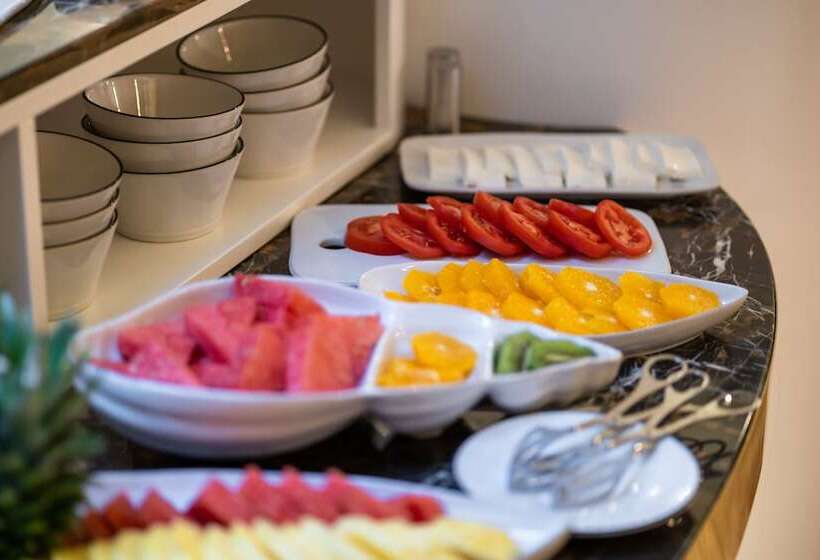 The Convo Porto Hotel & Apartment