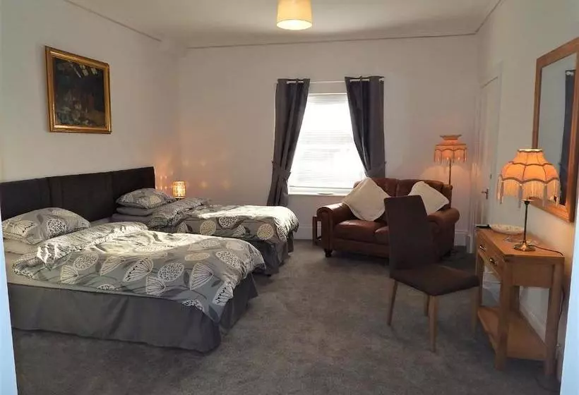 Aamiaismajoitus (B&B) Silloth Holiday Accommodation Ensuite Rooms, Studios For 2, Apartments For 6
