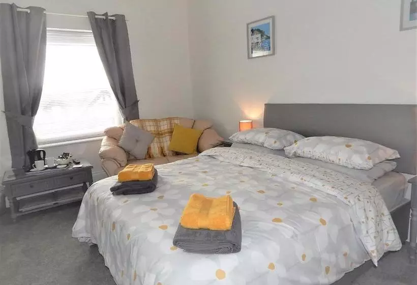 Aamiaismajoitus (B&B) Silloth Holiday Accommodation Ensuite Rooms, Studios For 2, Apartments For 6