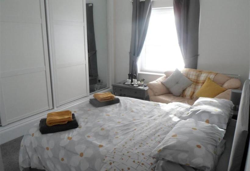 Bed and Breakfast Silloth Holiday Accommodation Ensuite Rooms, Studios For 2, Apartments For 6