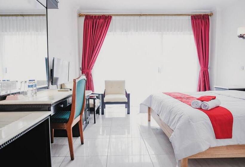 فندق Reddoorz Plus Near Pelabuhan Merak
