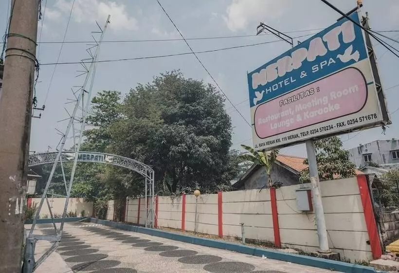 ホテル Reddoorz Plus Near Pelabuhan Merak