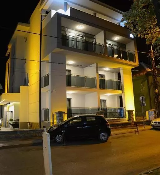هتل Vir Villa