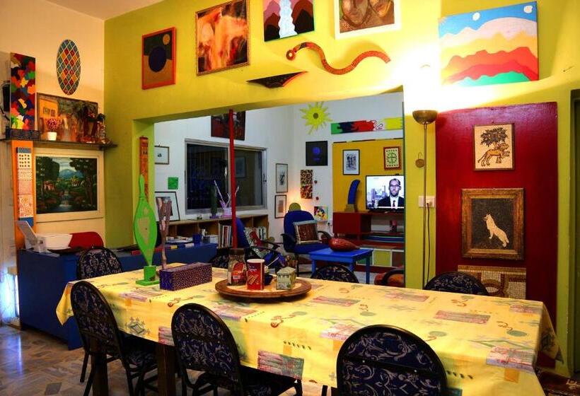 هاستل The Blue House Gerasa