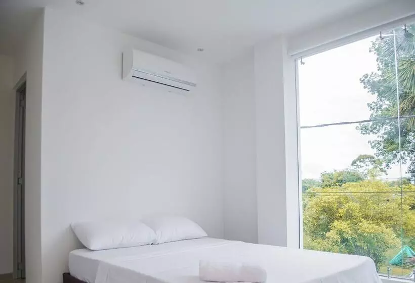 Hotelli Luvana Suite