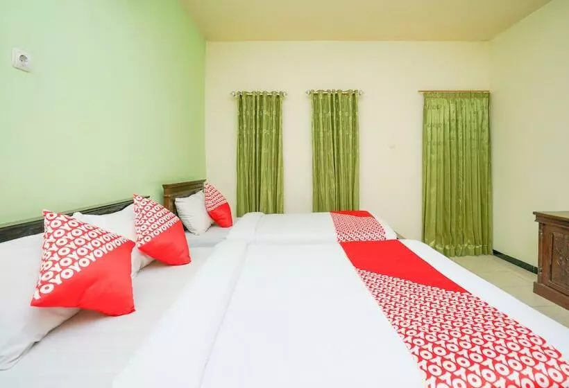 هتل Oyo 1639 Penginapan Anggrek Syariah 1