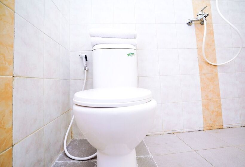 Hotell Oyo 1639 Penginapan Anggrek Syariah 1