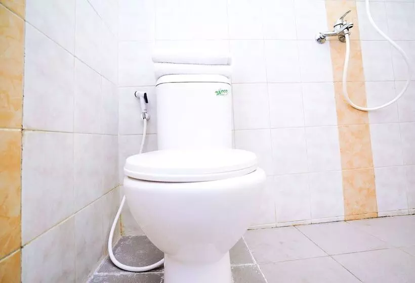 هتل Oyo 1639 Penginapan Anggrek Syariah 1