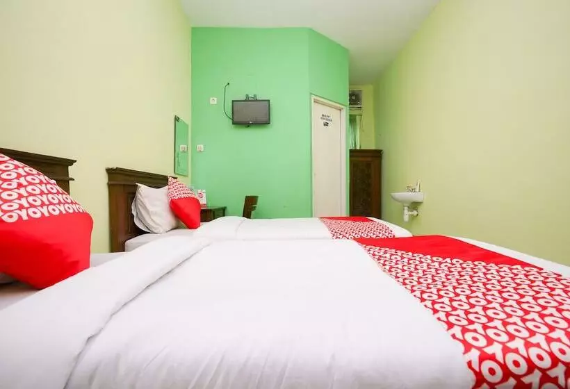 هتل Oyo 1639 Penginapan Anggrek Syariah 1