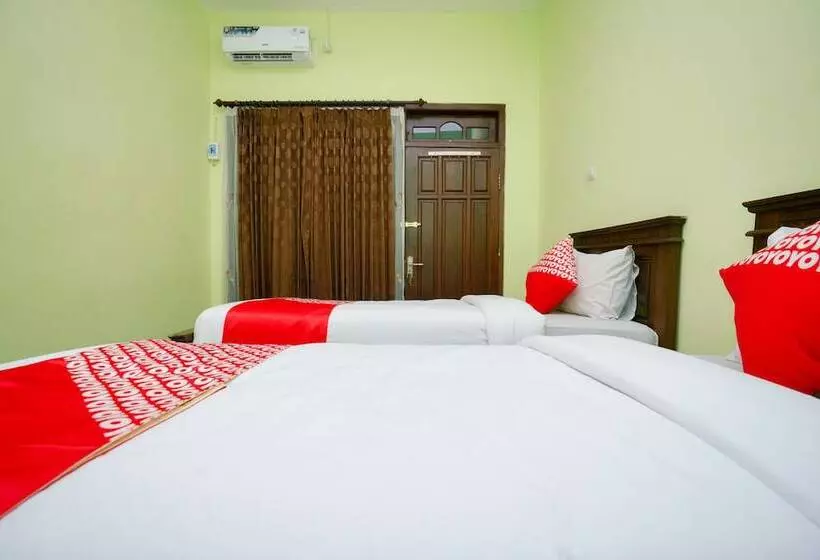 هتل Oyo 1639 Penginapan Anggrek Syariah 1