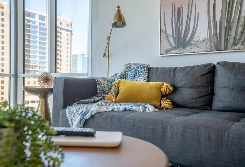 هتل The Guild Downtown | Seaholm