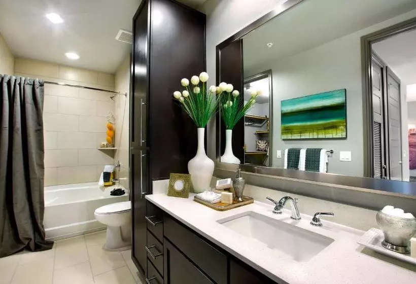 هتل The Guild Downtown | Seaholm