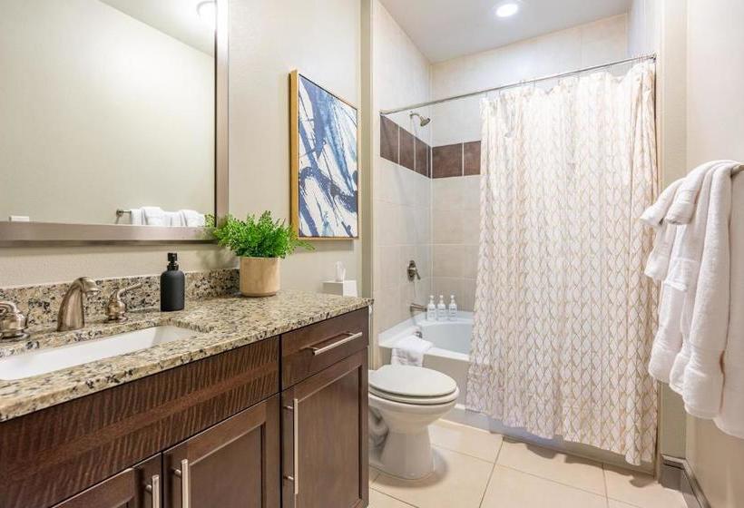 Otel The Guild Downtown | Seaholm