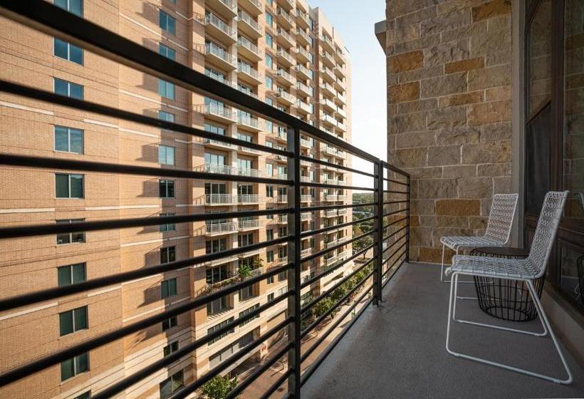 Otel The Guild Downtown | Seaholm