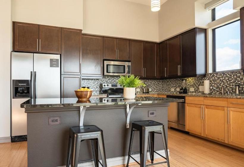 Otel The Guild Downtown | Seaholm