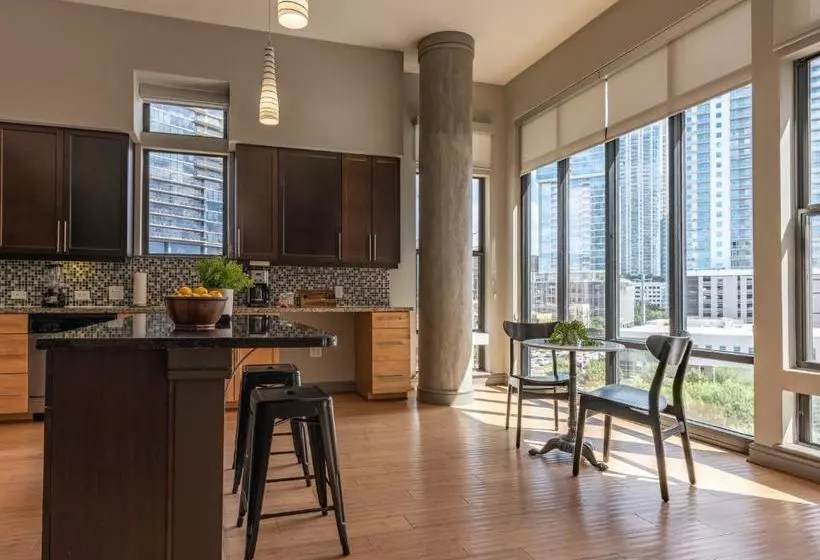 هتل The Guild Downtown | Seaholm