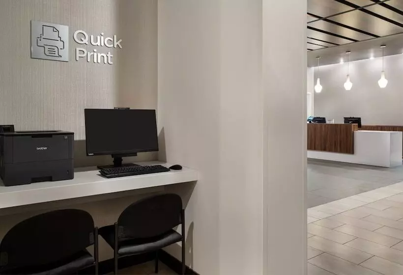 Hotelli Courtyard By Marriott Seattle Seatac Airport