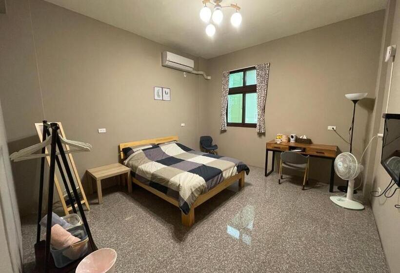 پانسیون Hello Guesthouse