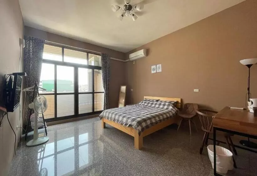 پانسیون Hello Guesthouse