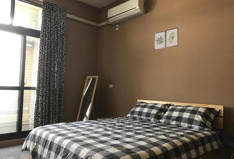 پانسیون Hello Guesthouse