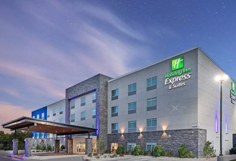 Hotelli Holiday Inn Express & Suites Denton   Sanger By Ihg
