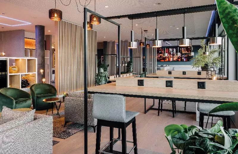 Leonardo Hotel Zurich Airport