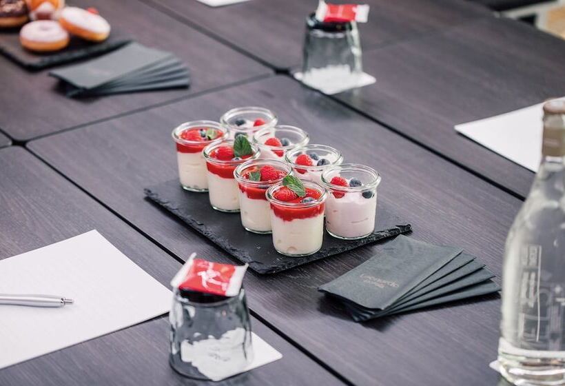 Leonardo Hotel Zurich Airport