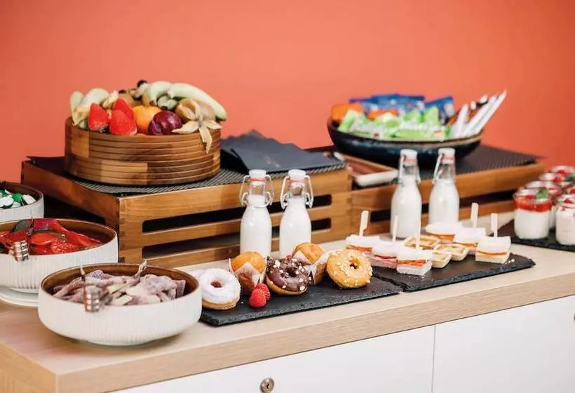 Leonardo Hotel Zurich Airport