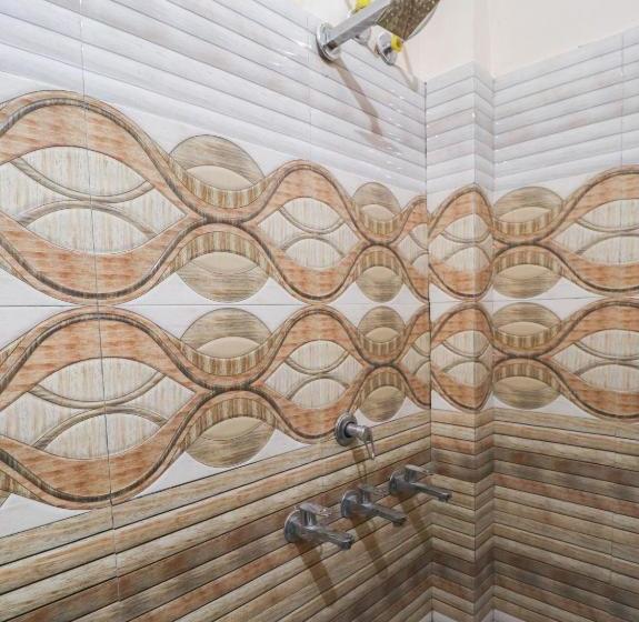 Hotel Oyo 46220  K9 Deluxe