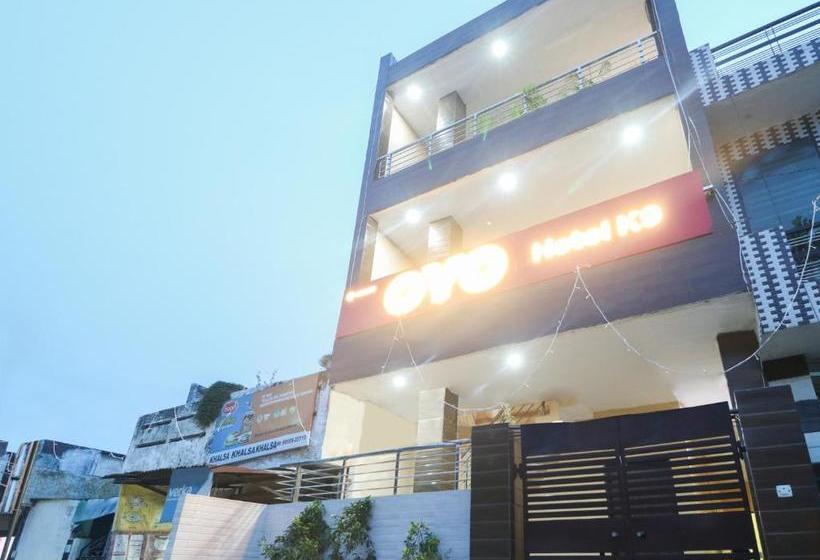 Hotel Oyo 46220  K9 Deluxe