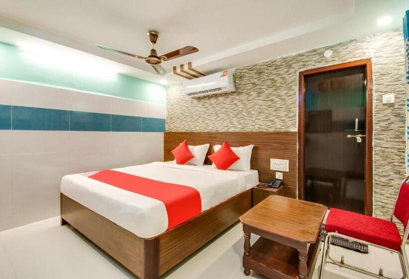 Hotell Oyo 49817  Sri Grand