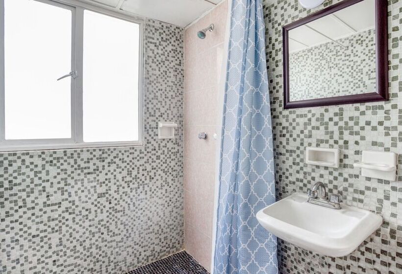 هتل Suites Puebla