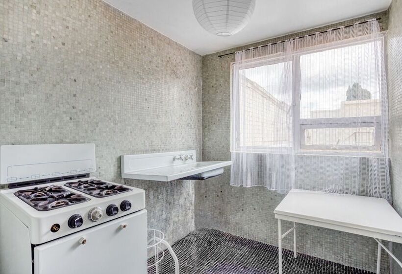 هتل Suites Puebla