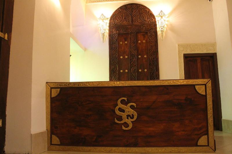 צימר Smiles Stone Town