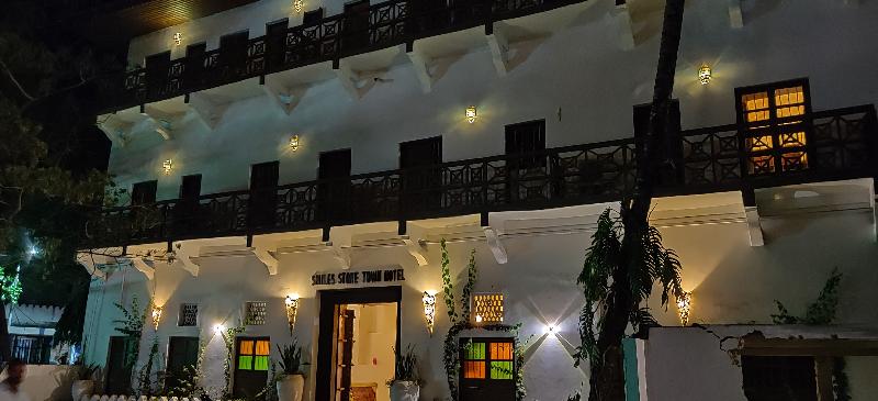 צימר Smiles Stone Town