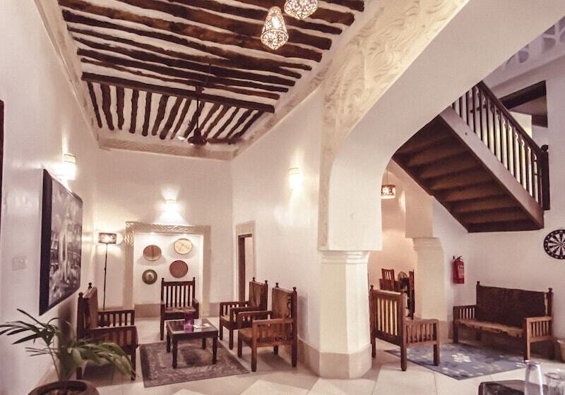 צימר Smiles Stone Town