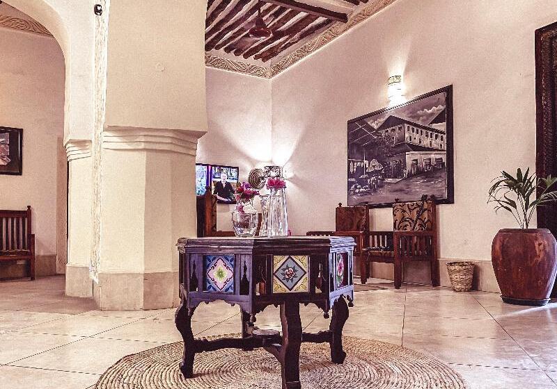 צימר Smiles Stone Town