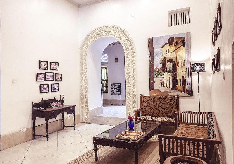 צימר Smiles Stone Town