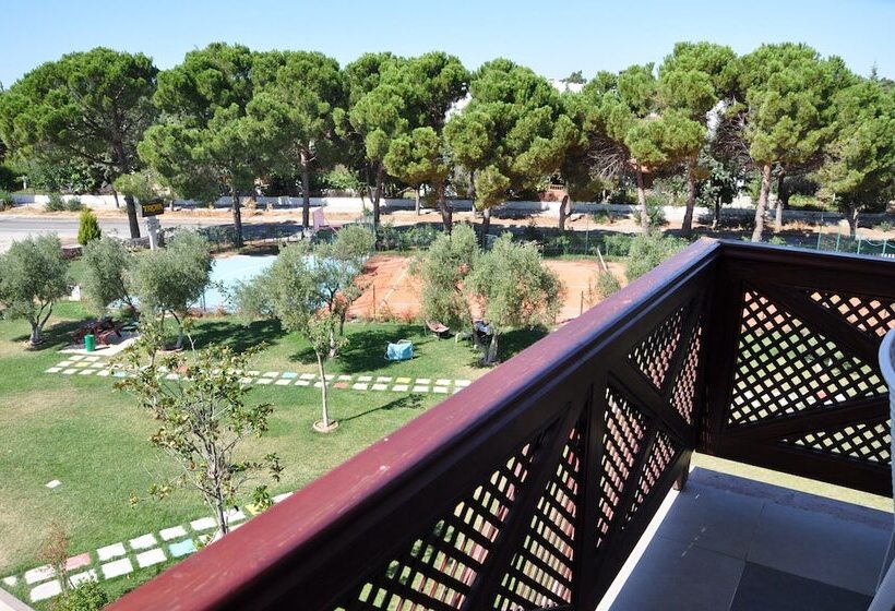 Helen Troya Hotel Geyikli