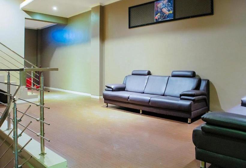 בית מלון כפרי Oyo 1517 Madagascar